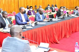 Officials from Uganda Investment Authority